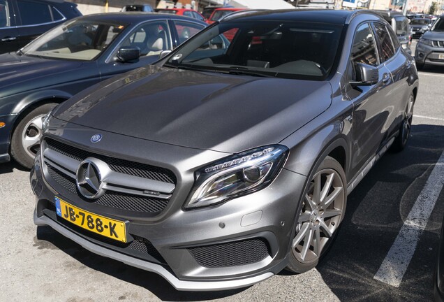 Mercedes-Benz GLA 45 AMG X156