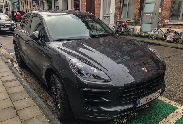 Porsche 95B Macan GTS