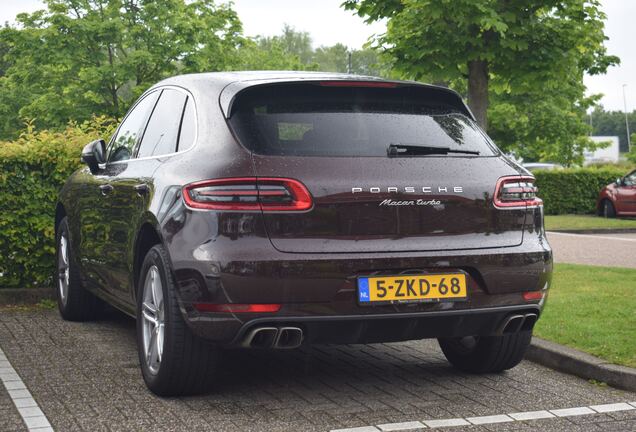 Porsche 95B Macan Turbo