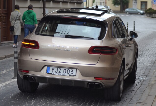 Porsche 95B Macan Turbo