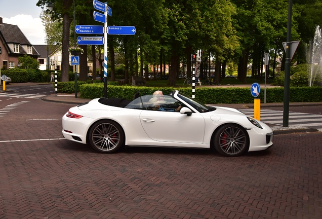 Porsche 991 Carrera 4S Cabriolet MkII