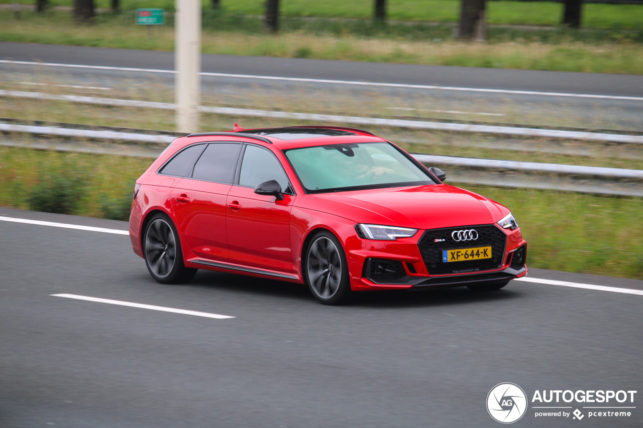 Audi RS4 Avant B9