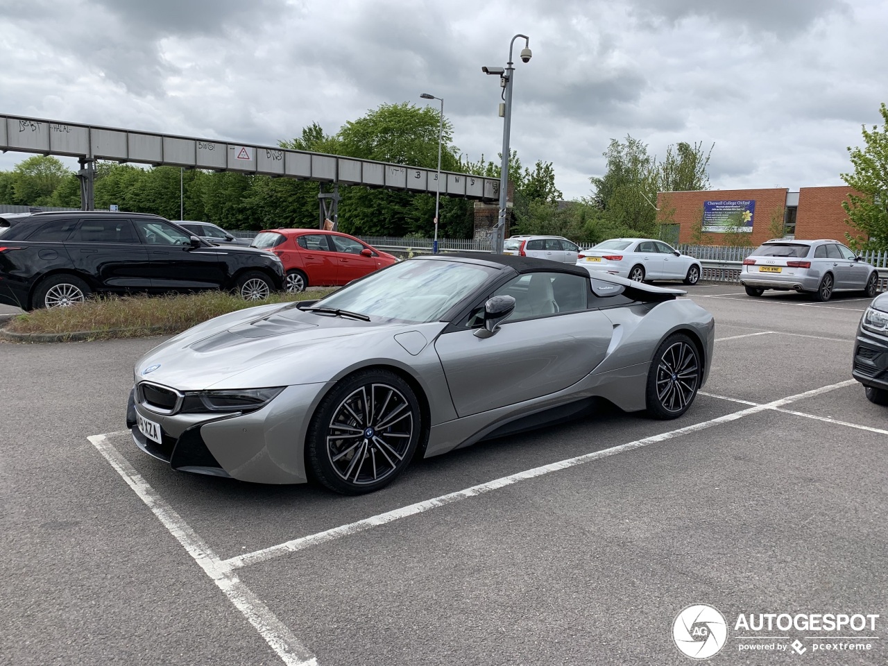 BMW i8 Roadster