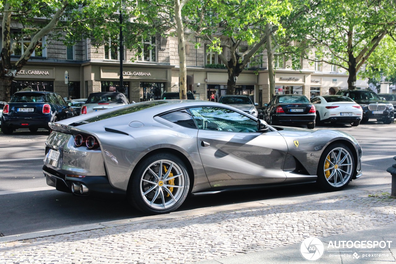 Ferrari 812 Superfast