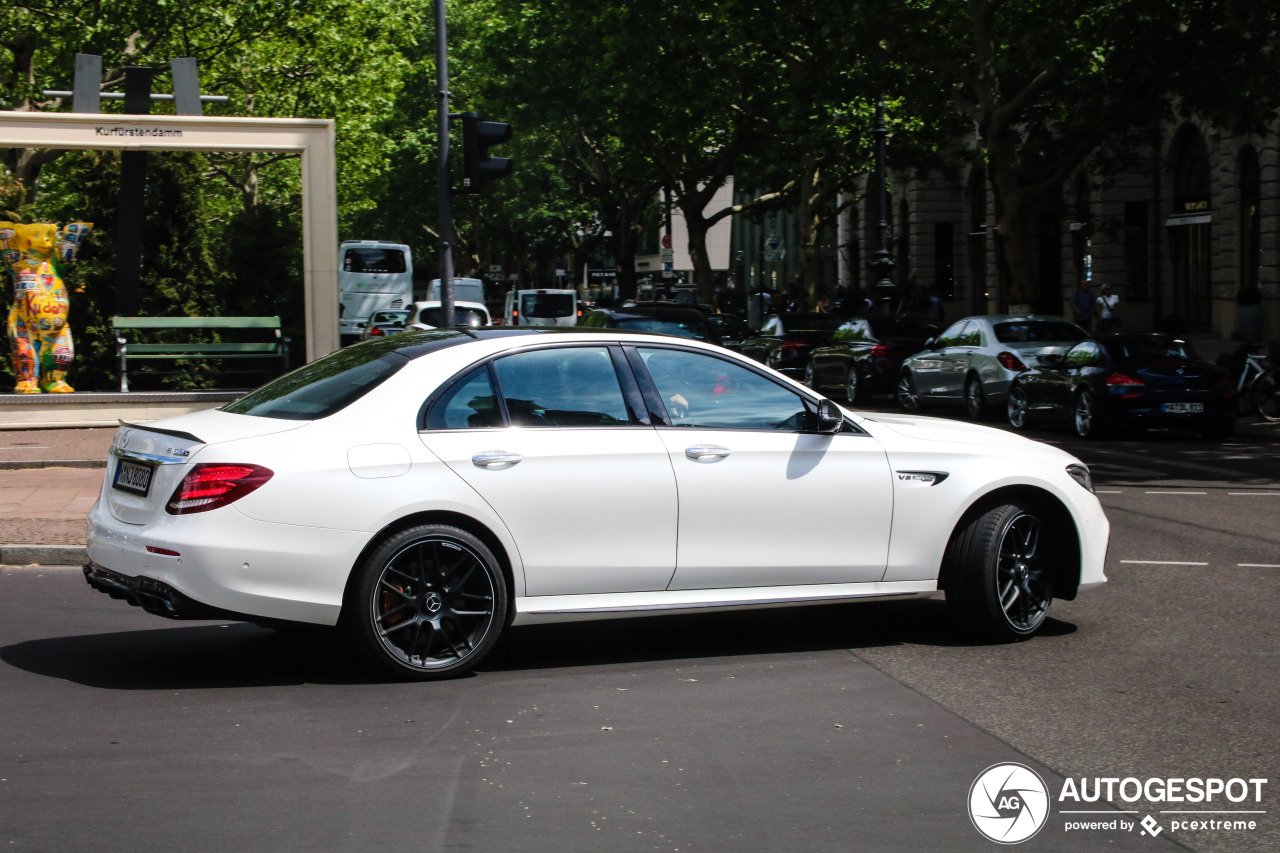 Mercedes-AMG E 63 S W213