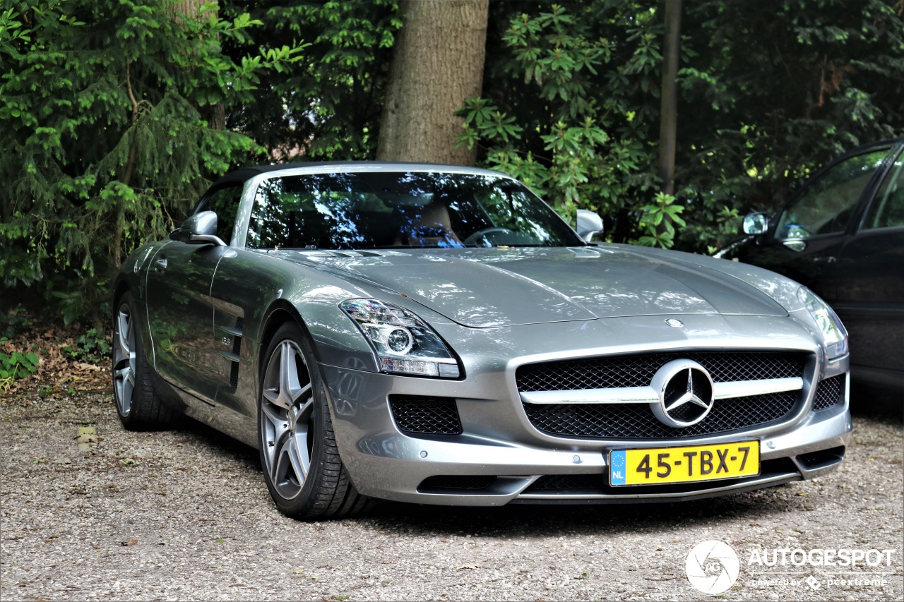 Mercedes-Benz SLS AMG Roadster