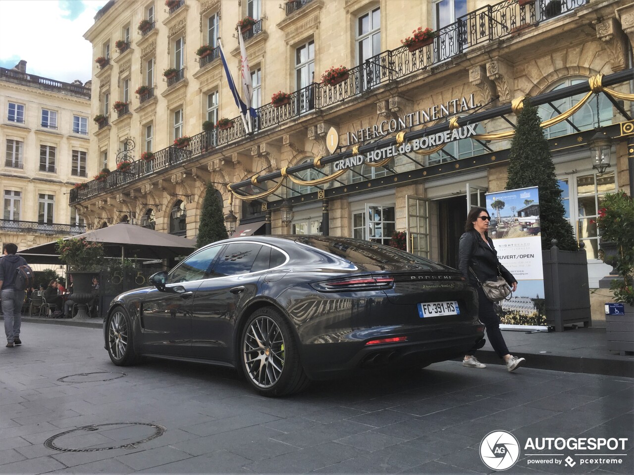 Porsche 971 Panamera Turbo S E-Hybrid