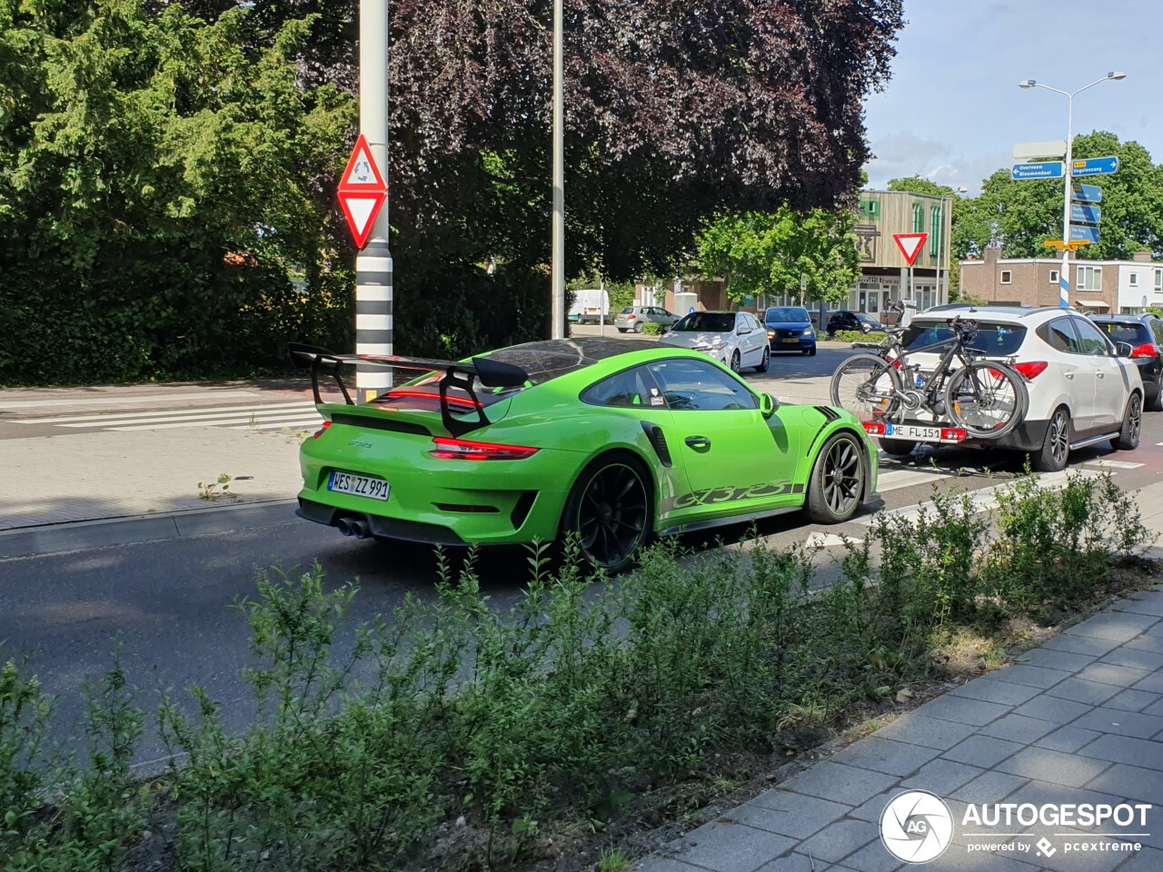 Porsche 991 GT3 RS MkII Weissach Package