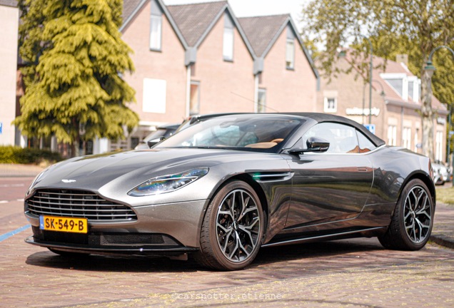 Aston Martin DB11 V8 Volante