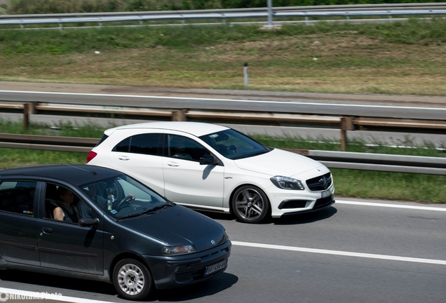 Mercedes-Benz A 45 AMG