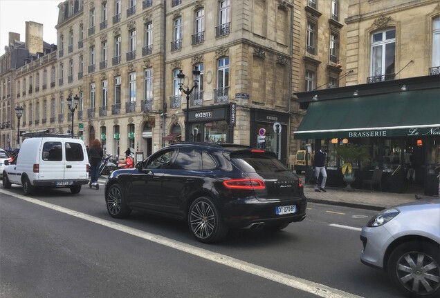 Porsche 95B Macan Turbo