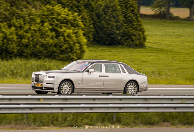 Rolls-Royce Phantom VIII EWB