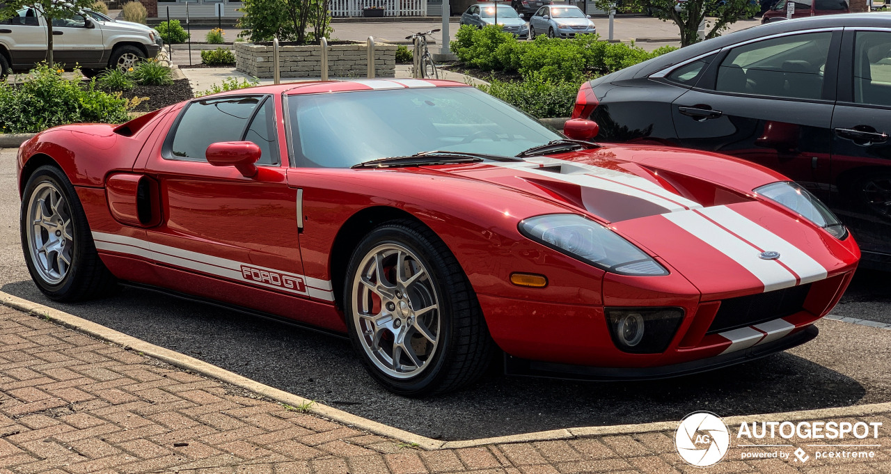 Ford GT