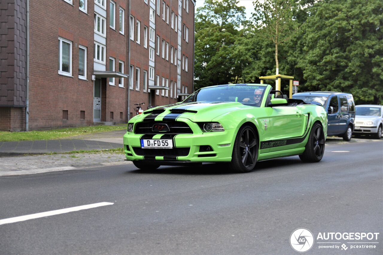 Ford Mustang GT Convertible 2013