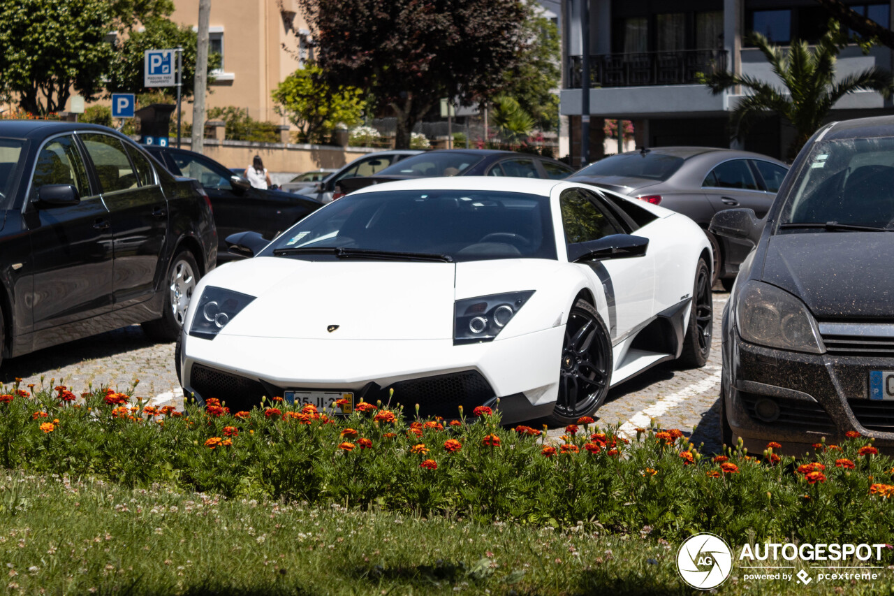 Lamborghini Murciélago LP670-4 SuperVeloce