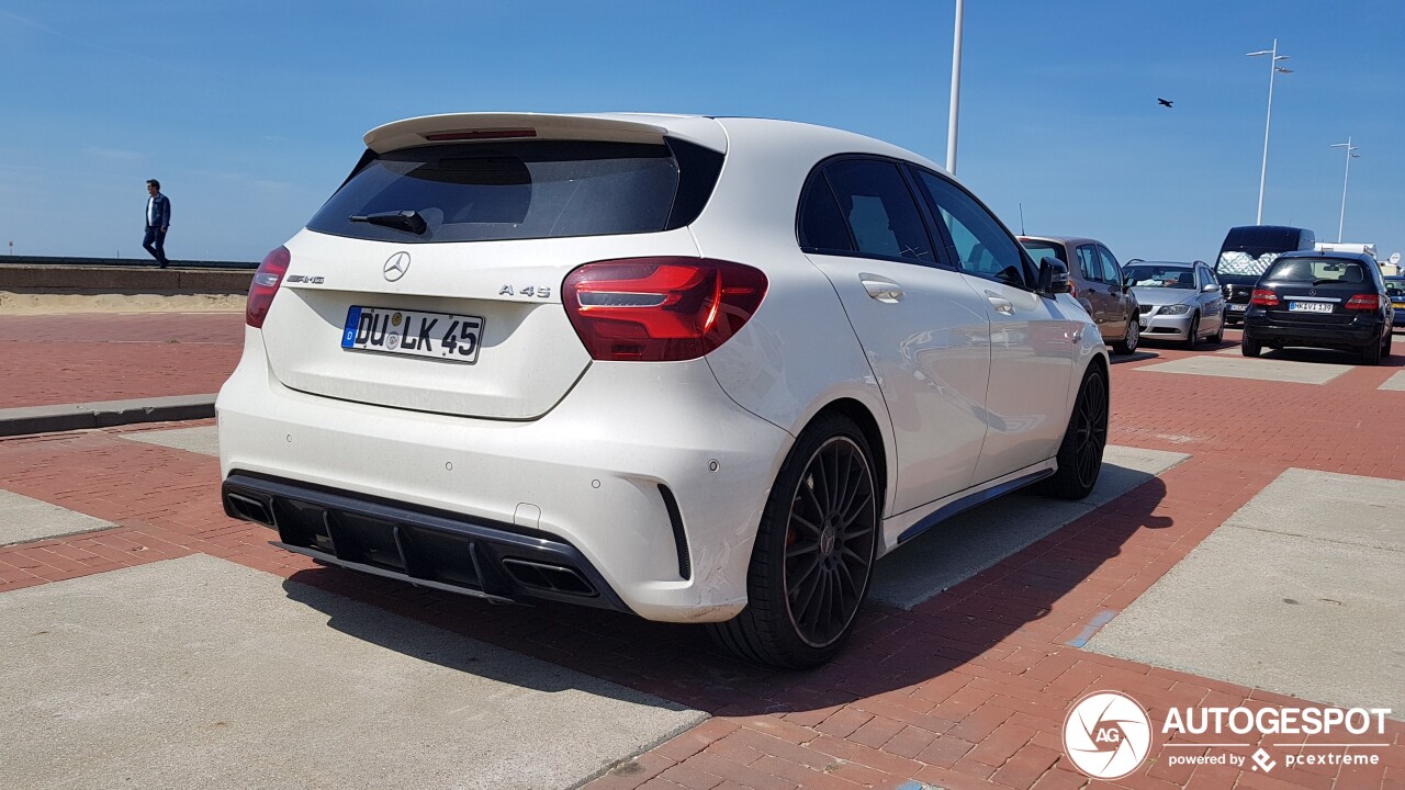 Mercedes-AMG A 45 W176 2015