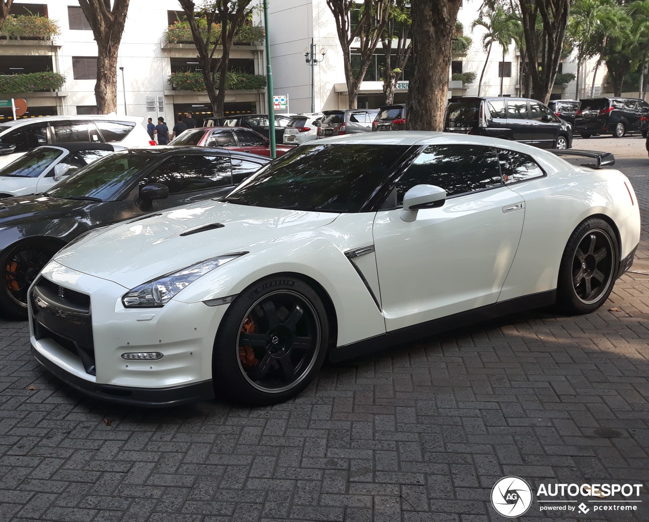 Nissan GT-R 2013