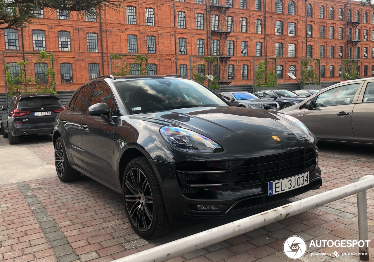 Porsche 95B Macan Turbo