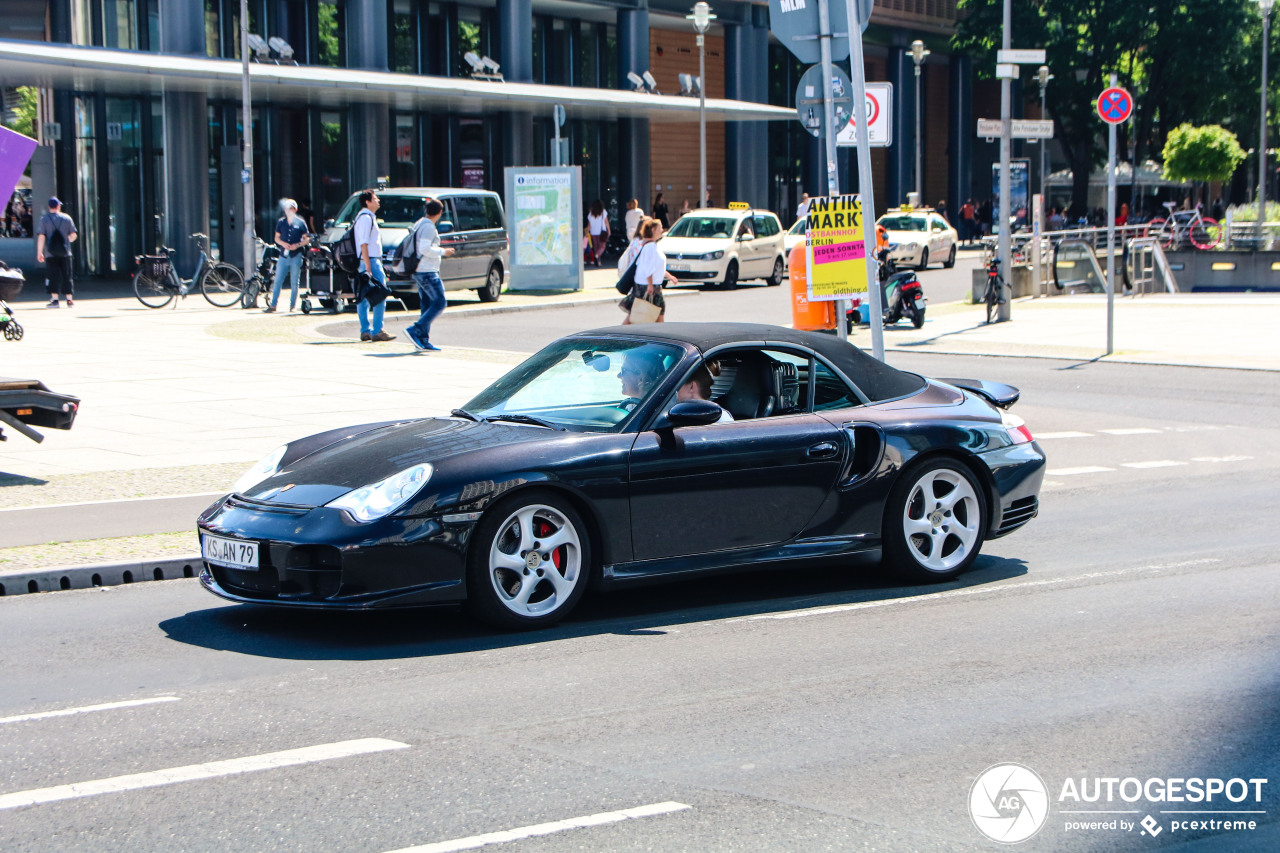 Porsche 996 Turbo Cabriolet