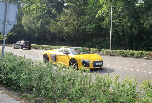 Audi R8 V10 Spyder 2016