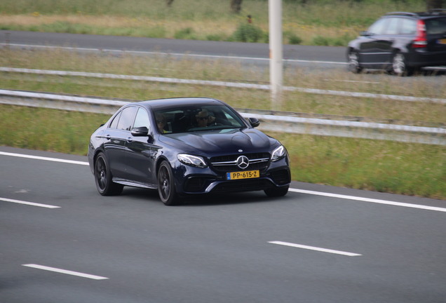 Mercedes-AMG E 63 S W213