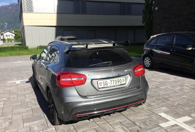 Mercedes-Benz GLA 45 AMG X156