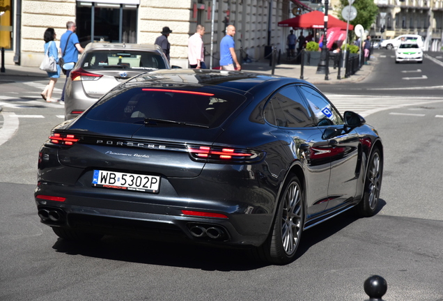 Porsche 971 Panamera Turbo