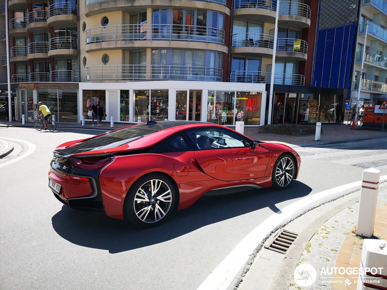 BMW i8 Protonic Red Edition