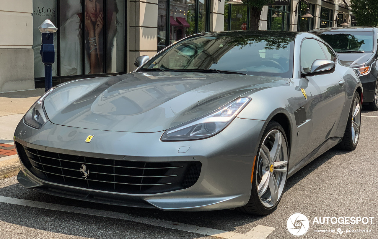 Ferrari GTC4Lusso