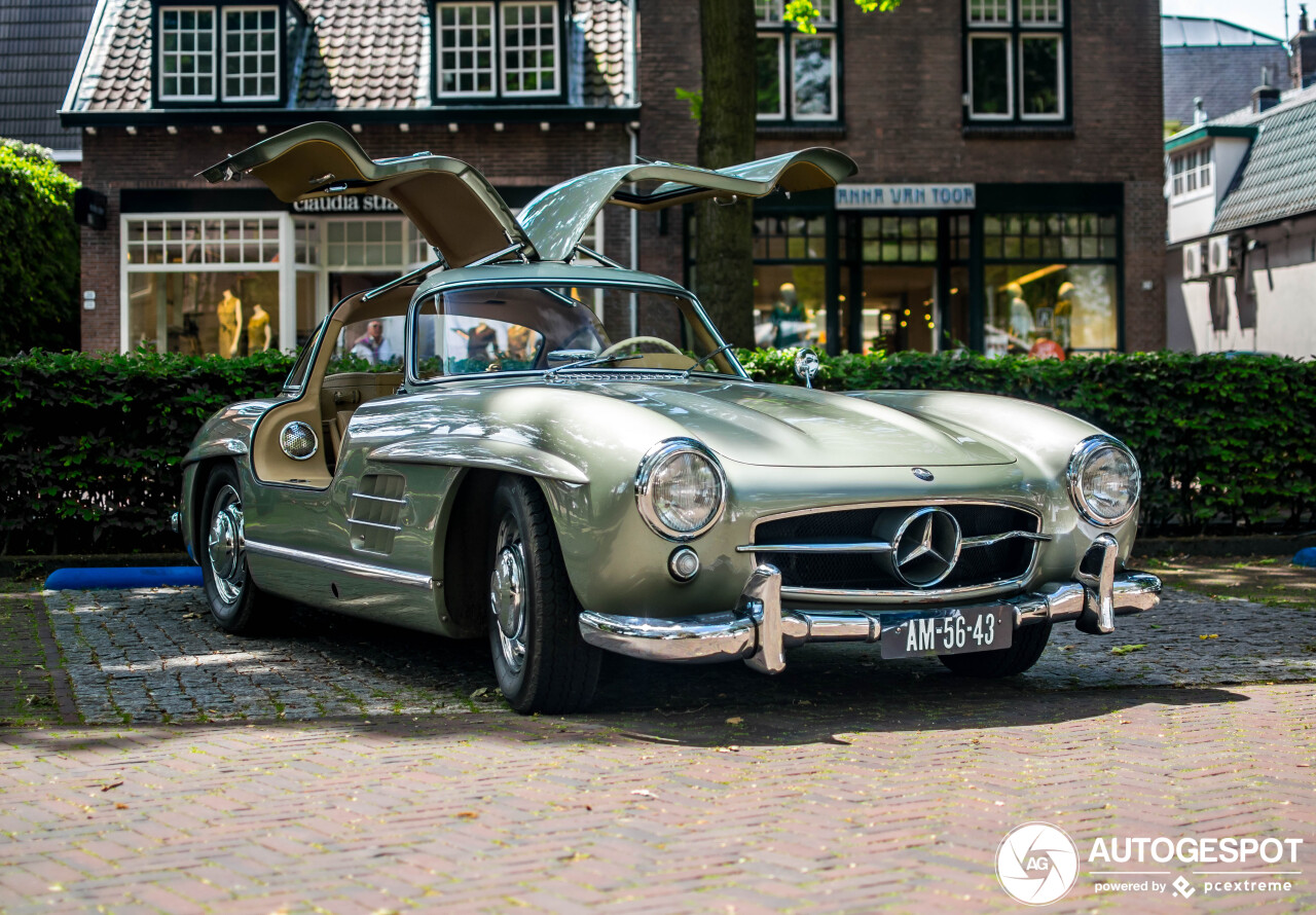 Mercedes-Benz 300SL Gullwing