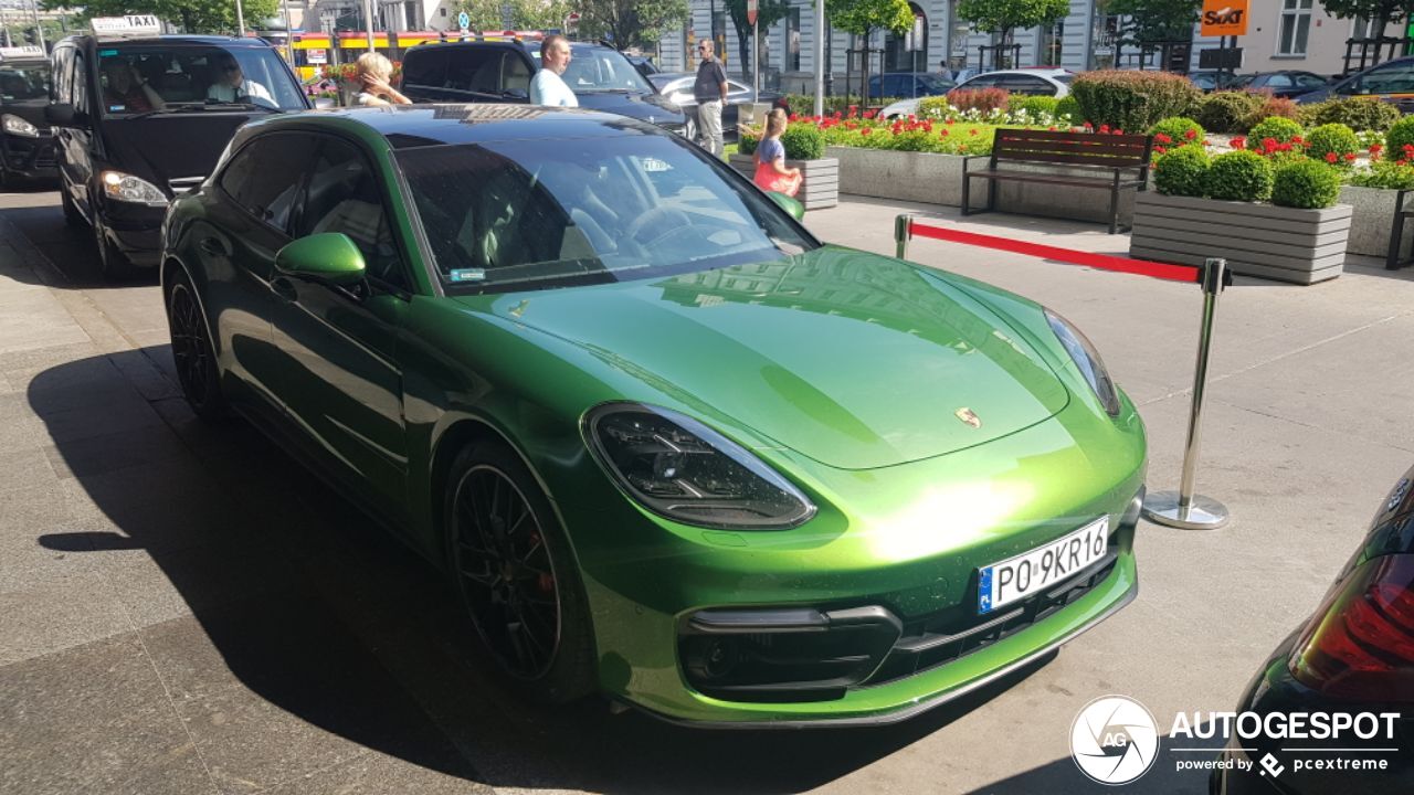 Porsche 971 Panamera GTS Sport Turismo