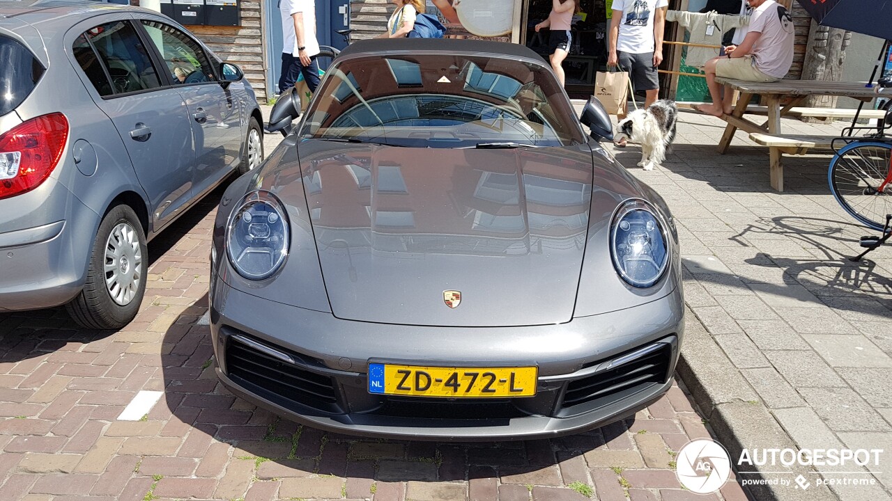 Porsche 992 Carrera 4S Cabriolet