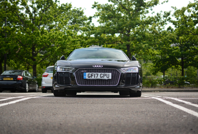 Audi R8 V10 Plus 2015