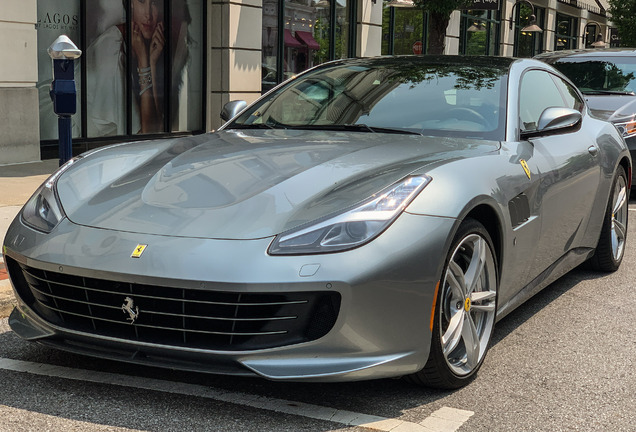 Ferrari GTC4Lusso