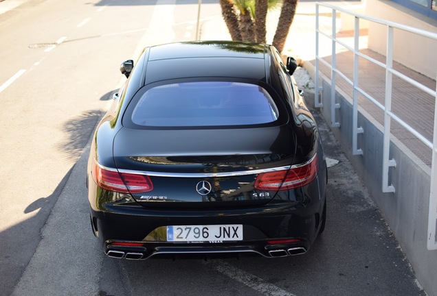 Mercedes-AMG S 63 Coupé C217