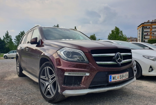 Mercedes-Benz GL 63 AMG X166