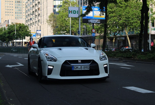 Nissan GT-R 2017