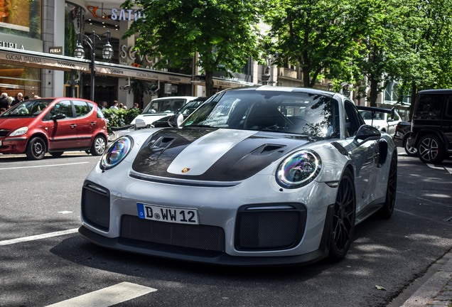 Porsche 991 GT2 RS Weissach Package