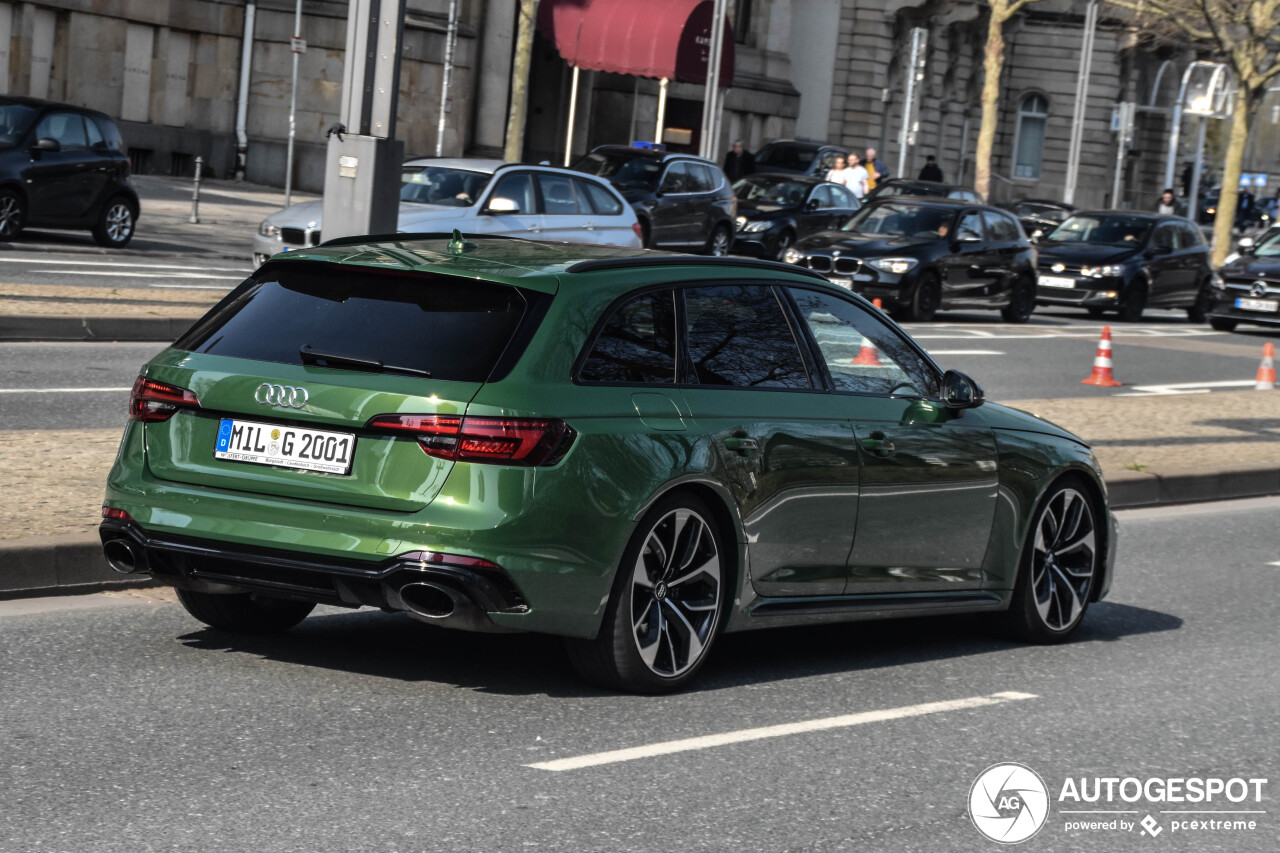 Audi RS4 Avant B9