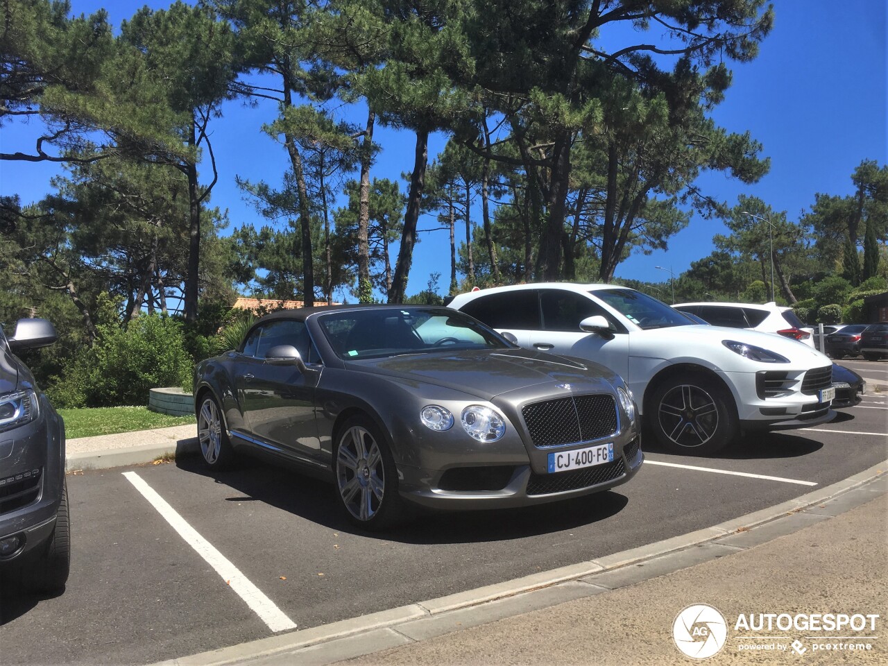 Bentley Continental GTC V8