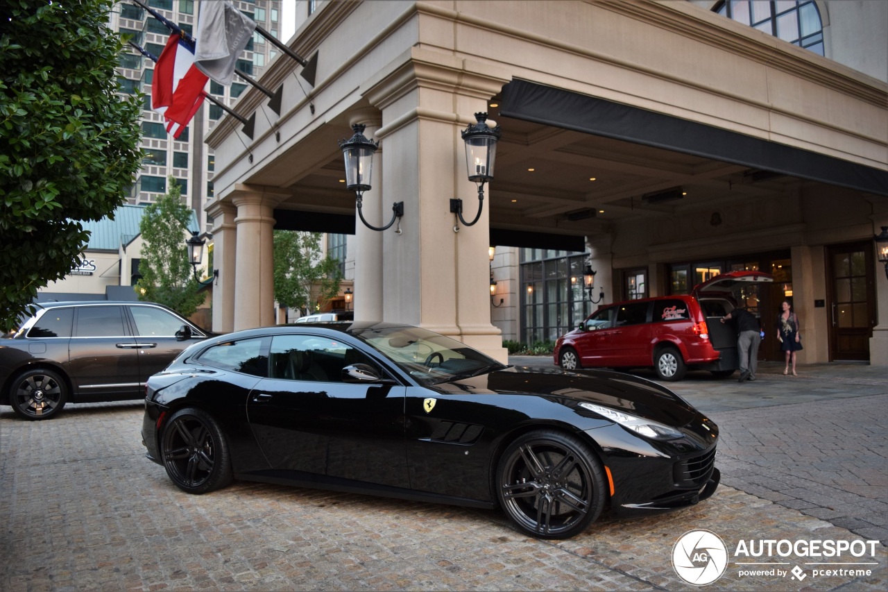 Ferrari GTC4Lusso