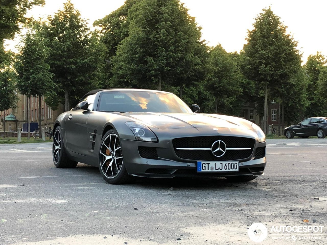 Mercedes-Benz SLS AMG GT Roadster Final Edition