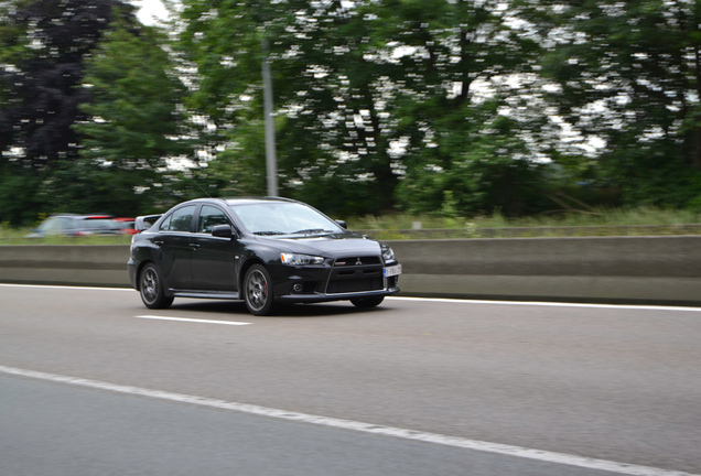 Mitsubishi Lancer Evolution X