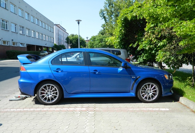 Mitsubishi Lancer Evolution X