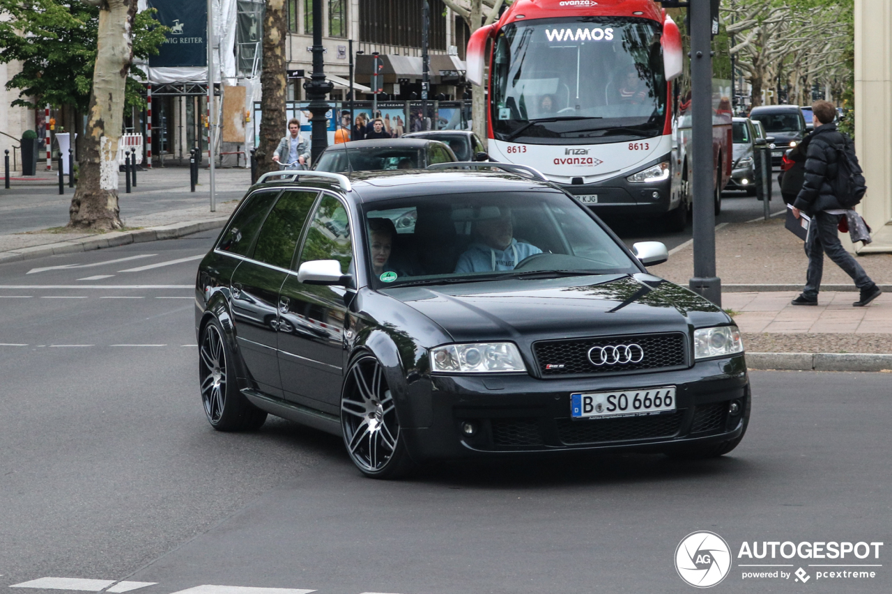 Audi RS6 Avant C5