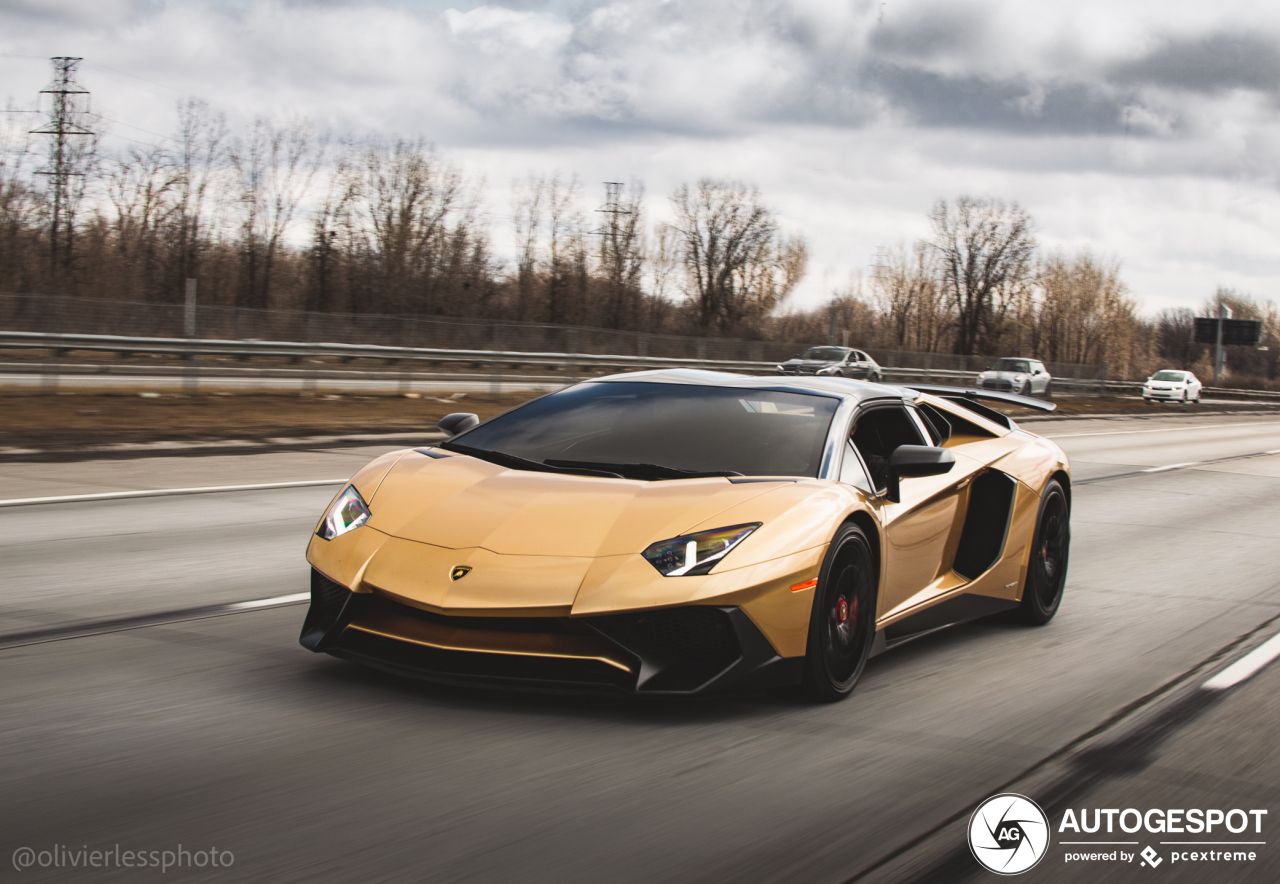 Lamborghini Aventador LP750-4 SuperVeloce Roadster