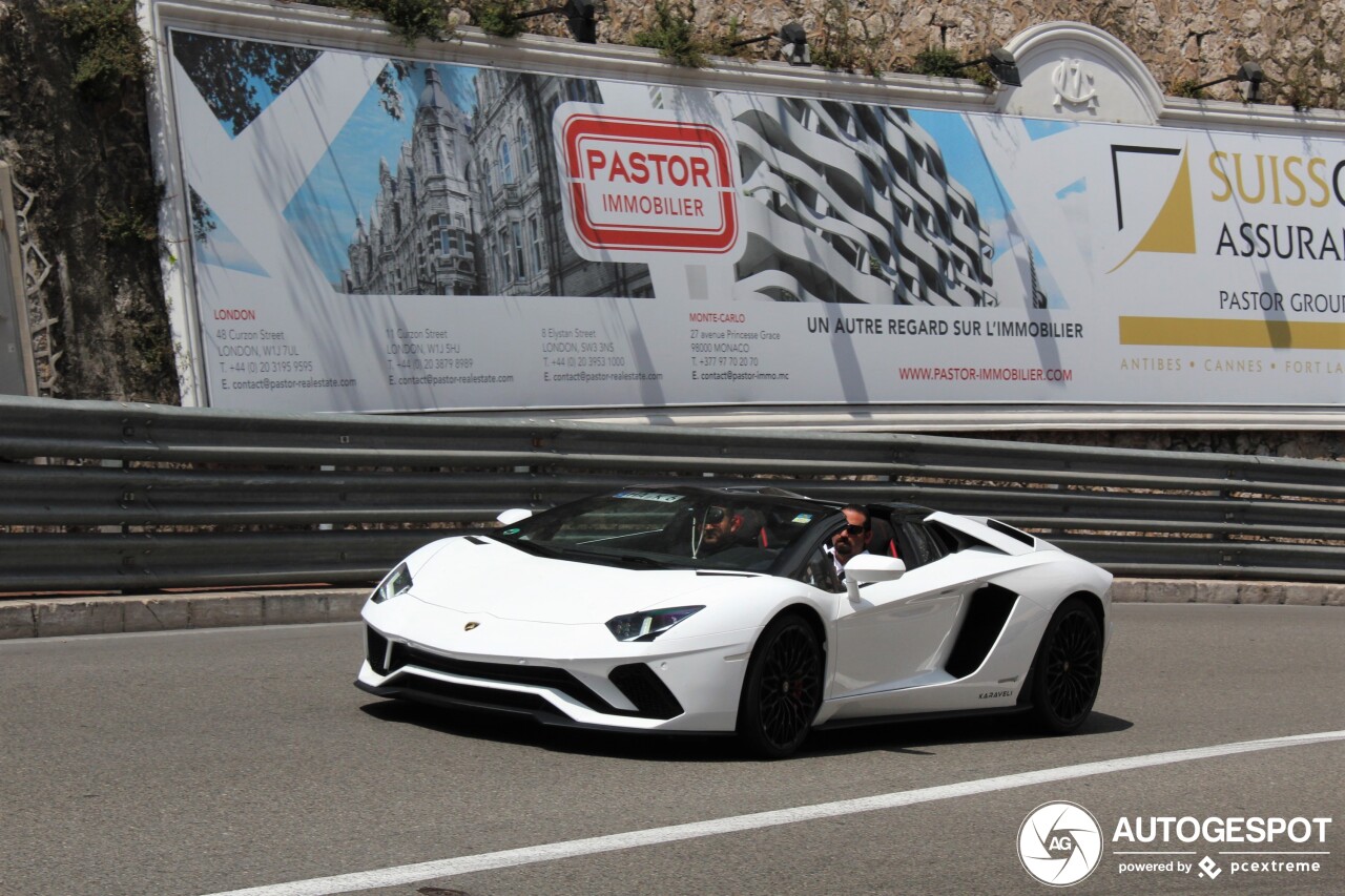 Lamborghini Aventador S LP740-4 Roadster