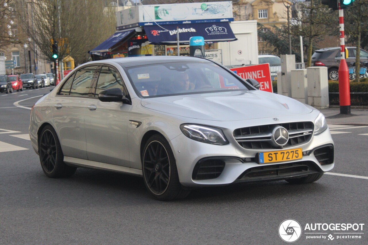 Mercedes-AMG E 63 S W213