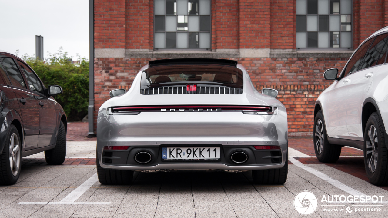 Porsche 992 Carrera 4S