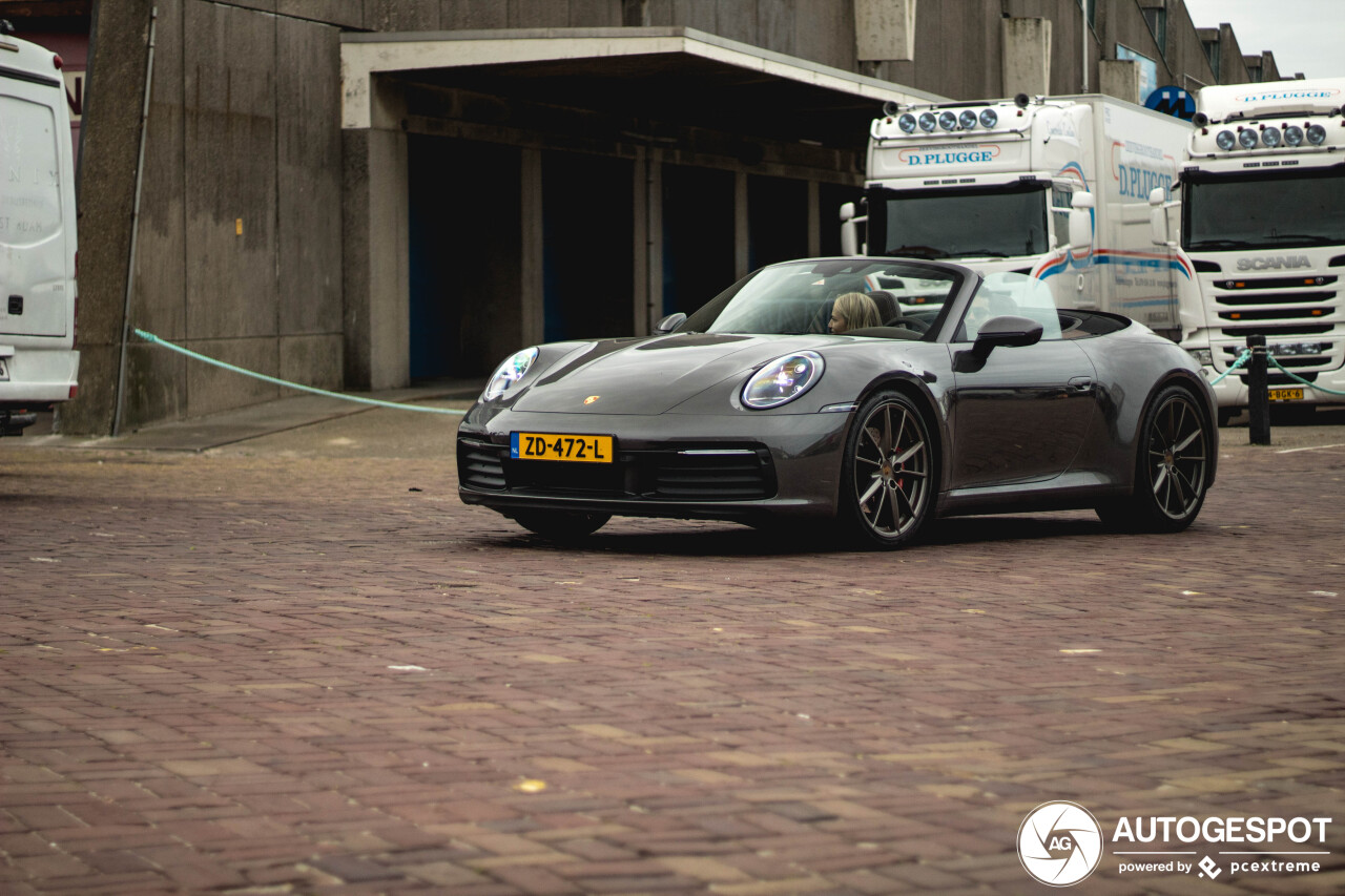 Porsche 992 Carrera 4S Cabriolet